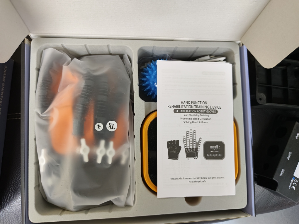 Rehabilitation Robot Gloves for Stroke Hemiplegia Patients